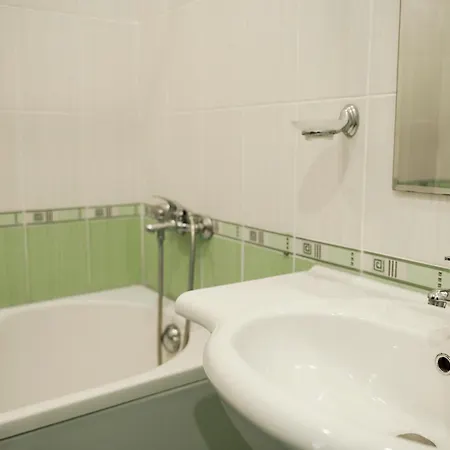 Yalta Apartment *