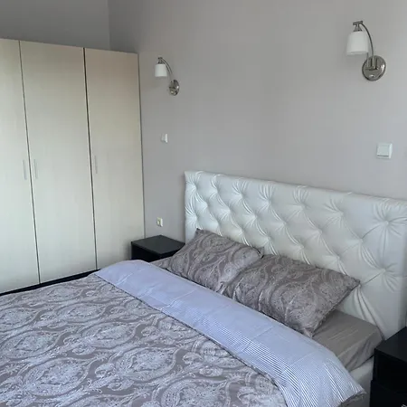 Apartament Yalta *